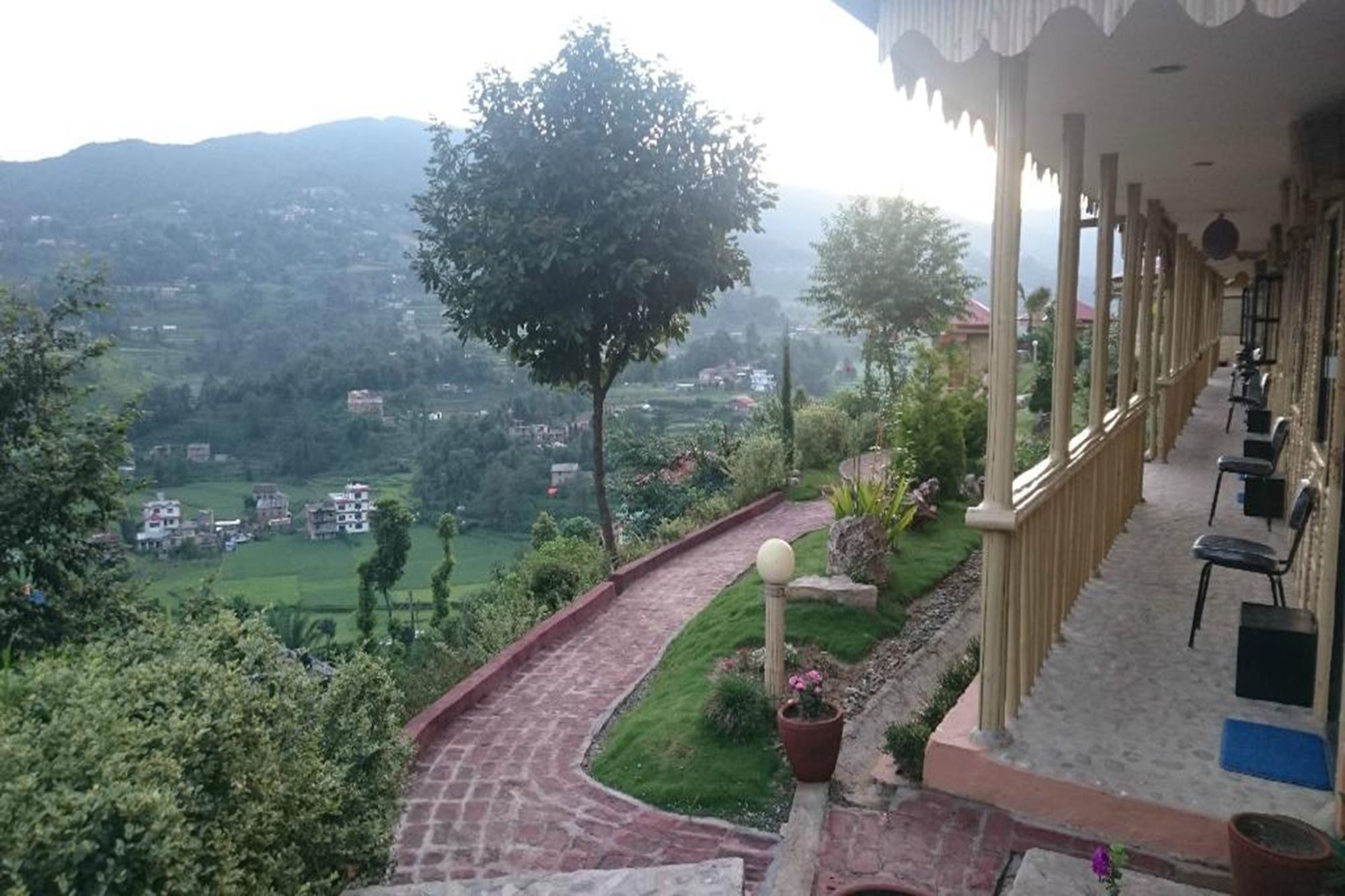 Nepal Yoga Retreat Hotel Bageshwori ภายนอก รูปภาพ